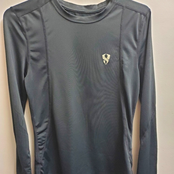 Long sleeve undershirt - Picture 1 of 1